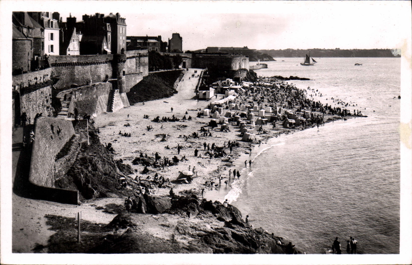CPA Saint Malo La Plage de Bon Secours a maree haute 