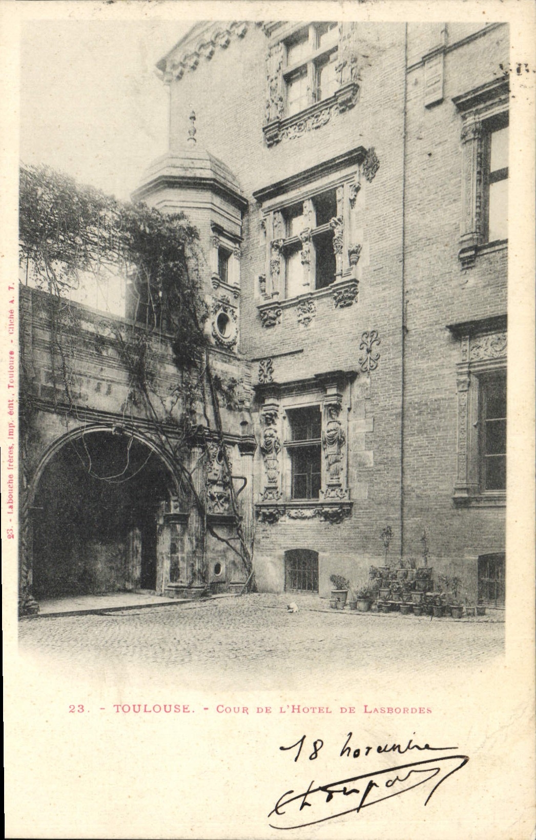 Toulouse — Cour de l'Hôtel de Lasbordes — Laborchès, impr. Toulouse, n°23