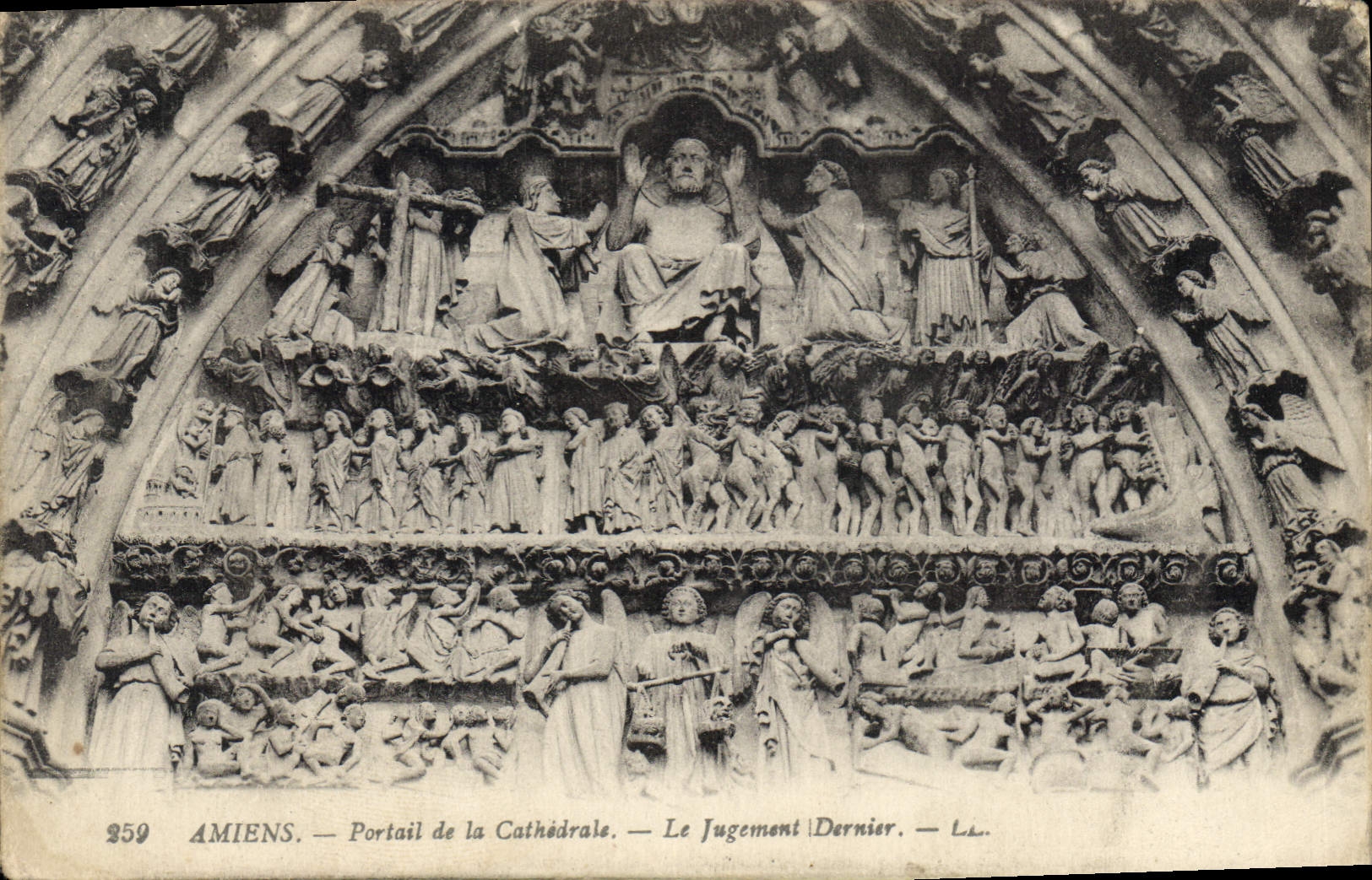 CPA Amiens Portail de la Cathedrale Le Jugement Dernier 
