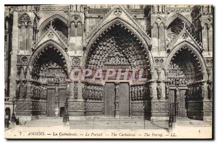 CPA Amiens la cathedrale le Portail 