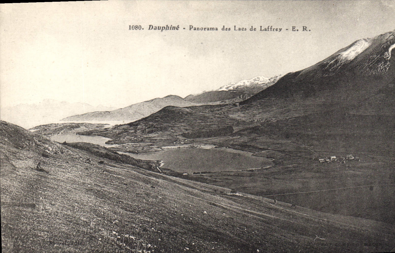 Dauphiné - Panorama des Lacs de Laffrey - E. R.