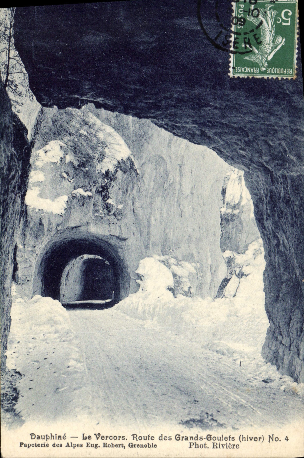 Dauphiné — Le Vercors. Route des Grands-Goulets (hiver) — Papeterie des Alpes Eug. Robert, Grenoble. Phot. Rivière. No. 4