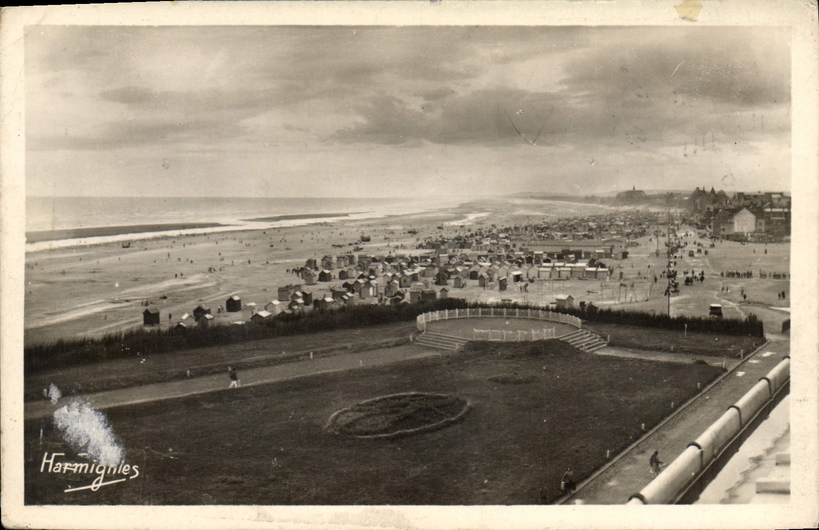 CPA Berck Plage vue generale de la plage 
