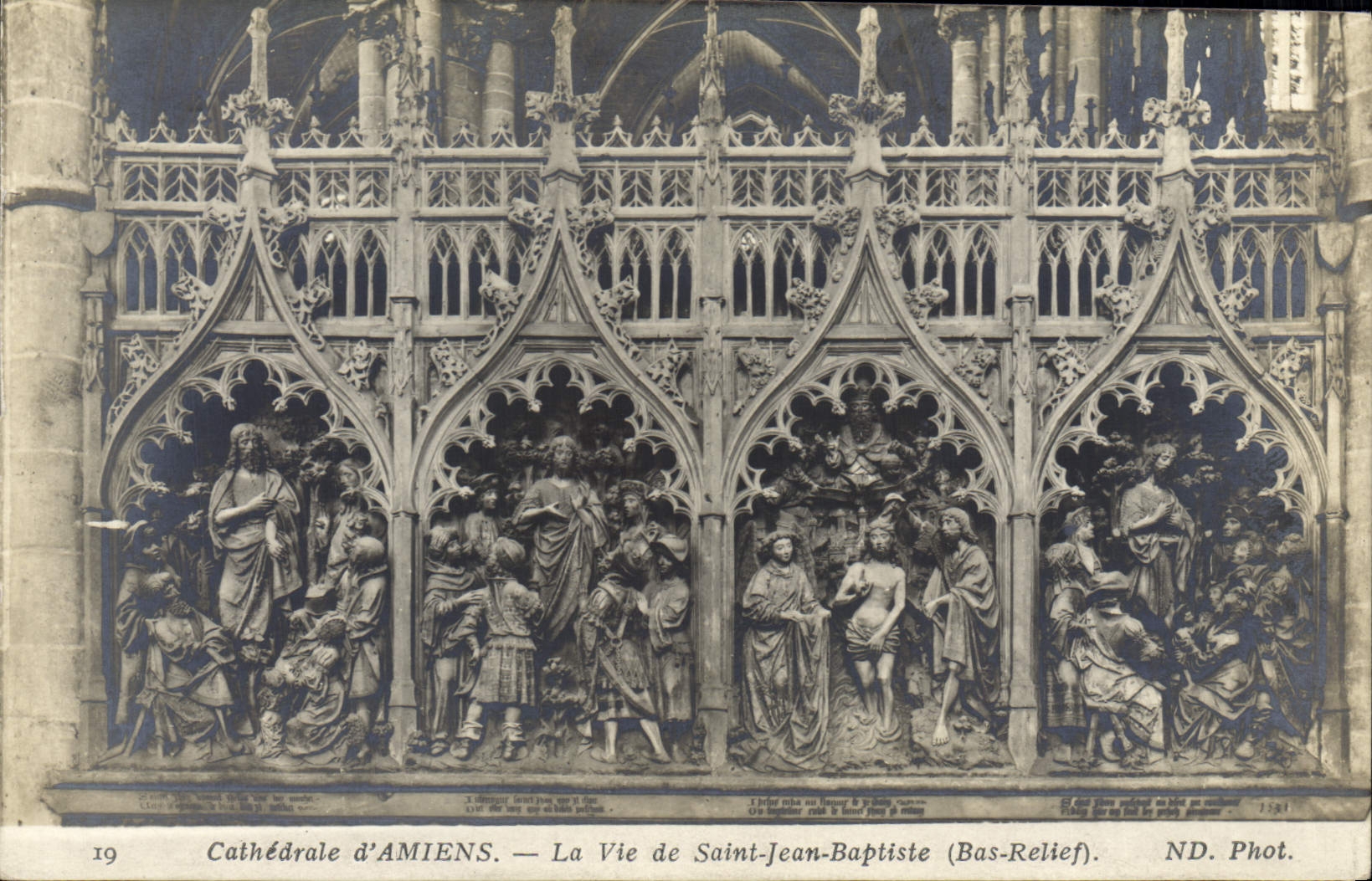 CPA Cathedrale d'Amiens la vie de Saint Jean Baptiste Bas Relief 