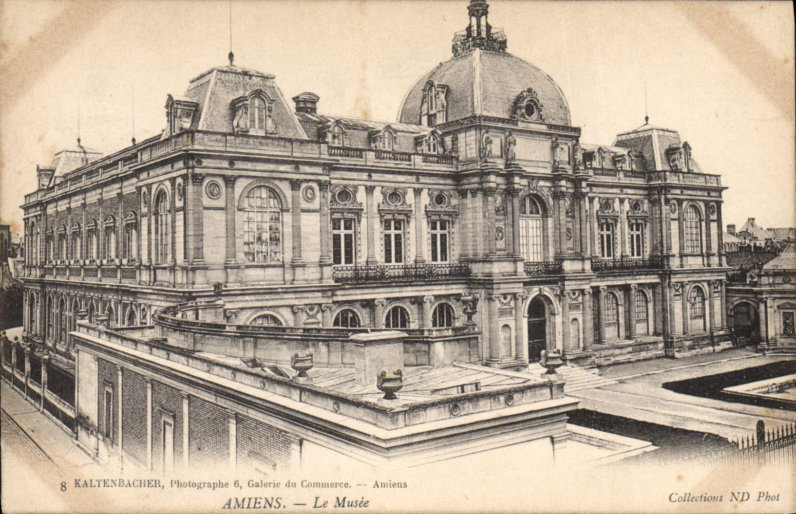 CPA Amiens Le Musee