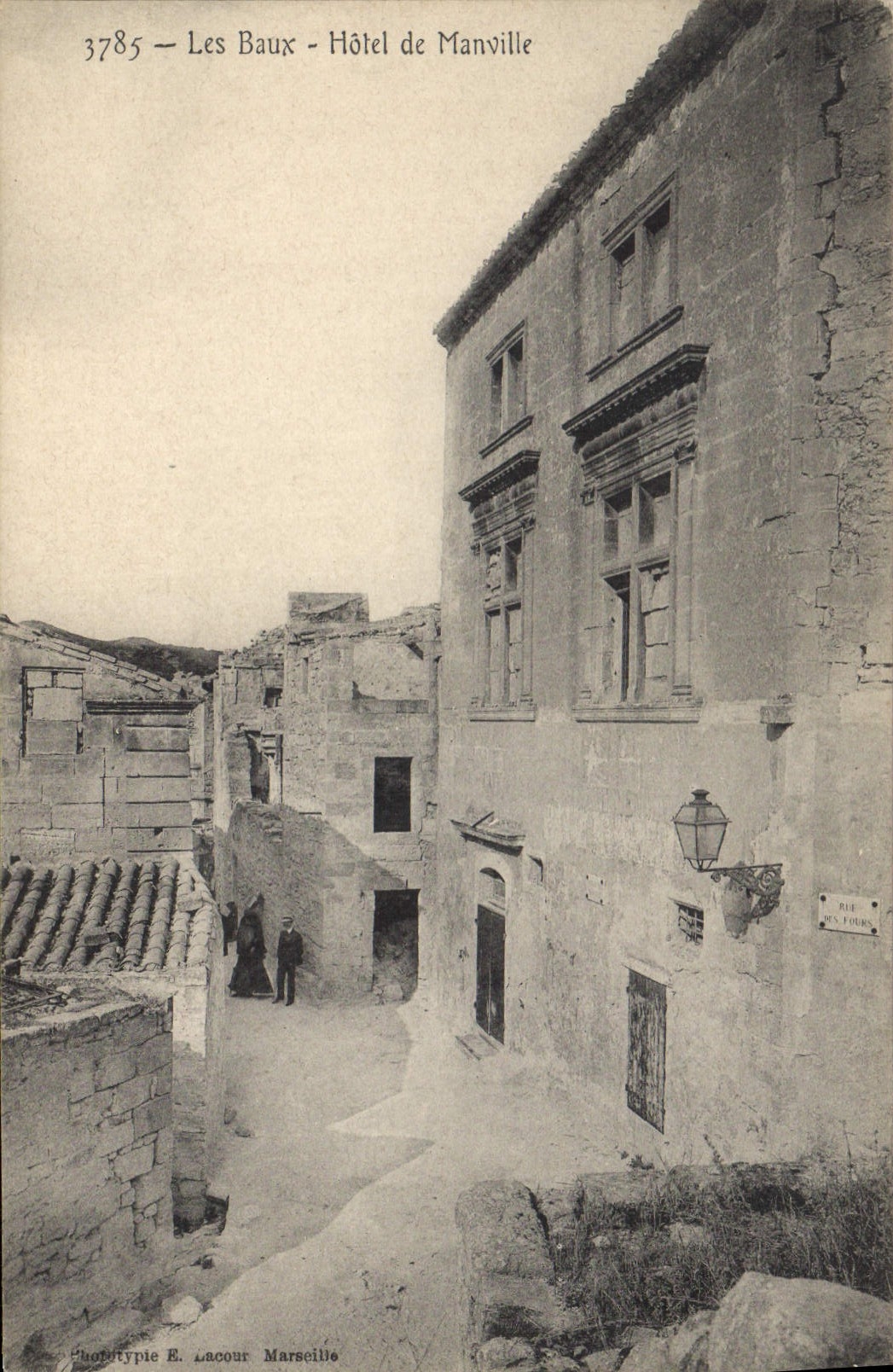 CPA Les Baux Hotel de Manville