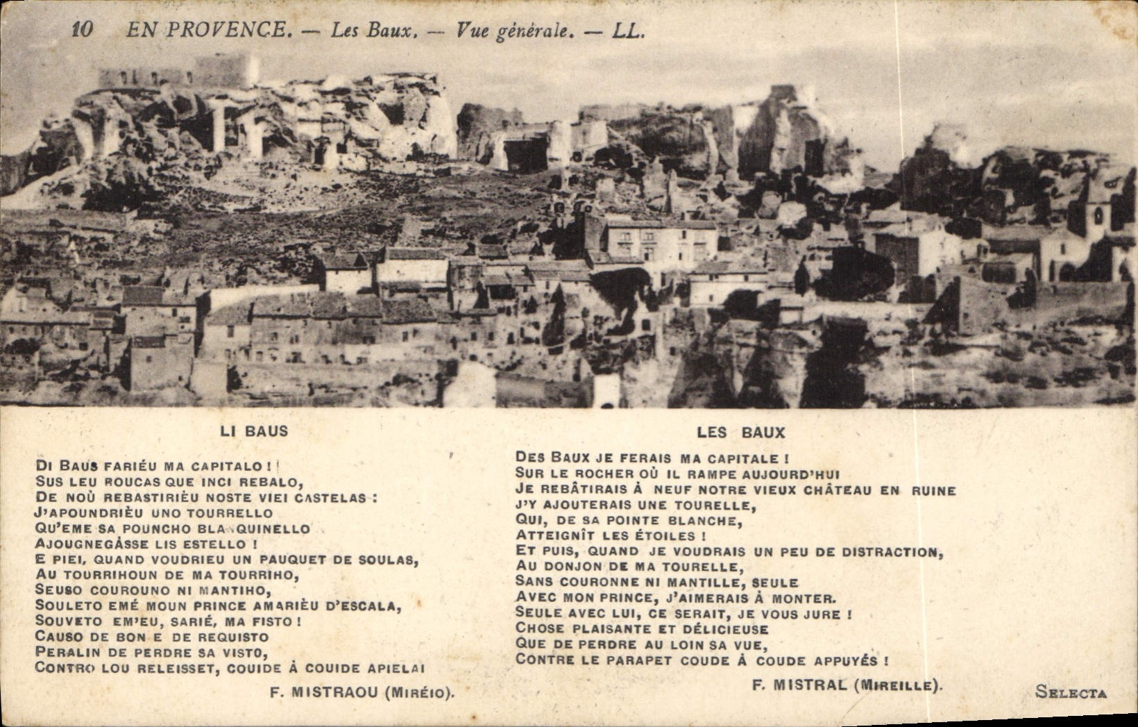 CPA La Provence Les Baux Vue generale