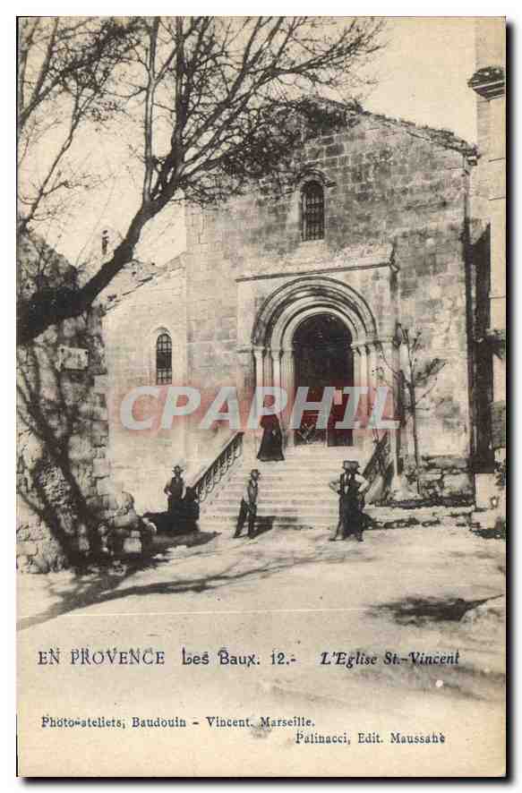 CPA En Provence les Baux Eglise Saint Vincent