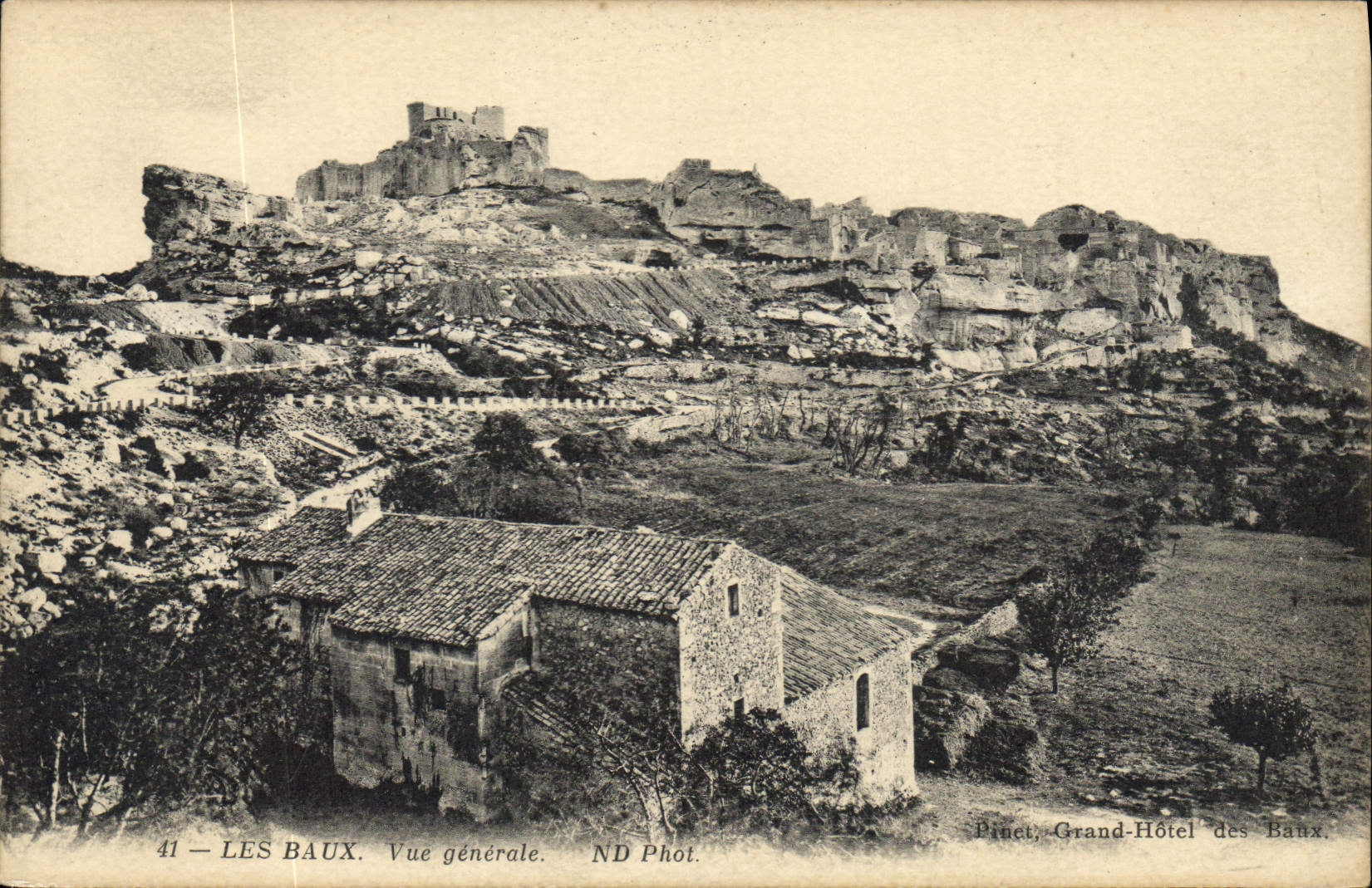 CPA Les Baux Vue generale 