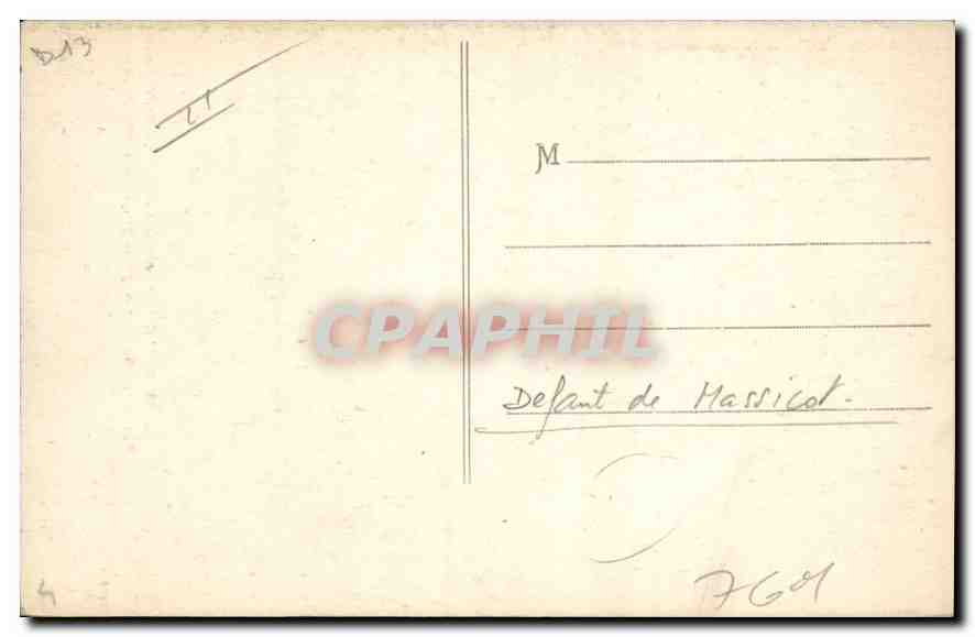 CPA Les Baux (Provence) Eglise St Vincent Porte Romane a gauche Hotel des Porcelets — Verso
