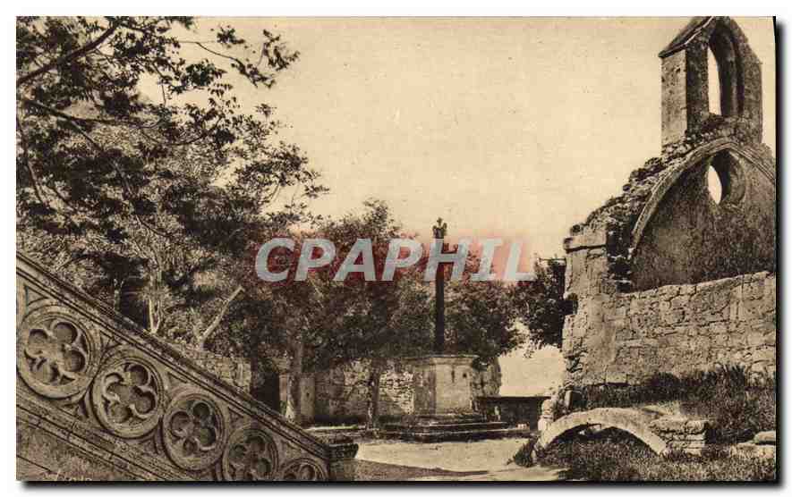 CPA Paysages et Pierres de Provence Les Baux (B du R) Place de L'Eglise et CHapelle des Penitents (X
