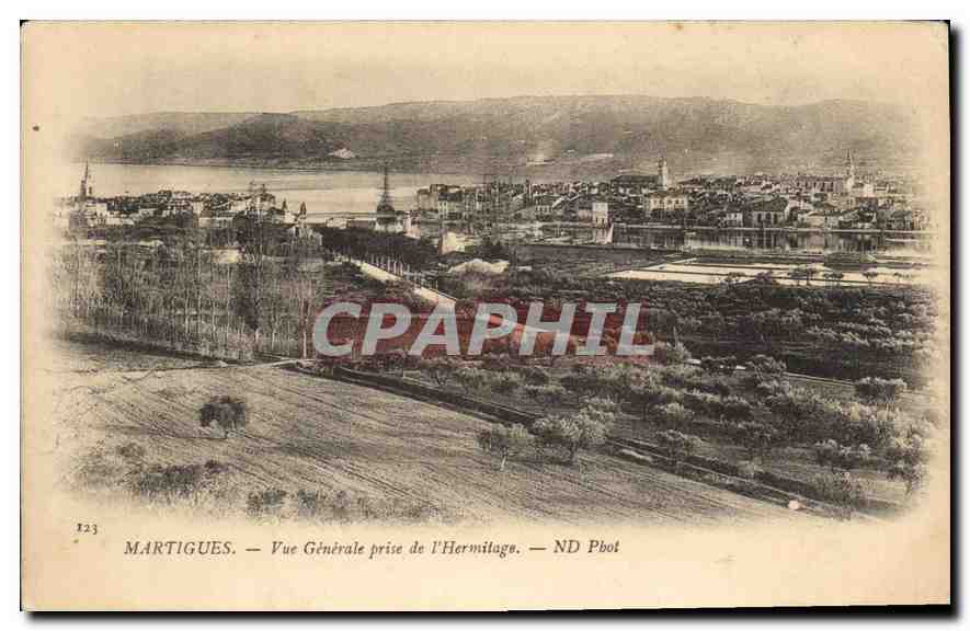 CPA Martigues Vue generale prise de l'Hermitage