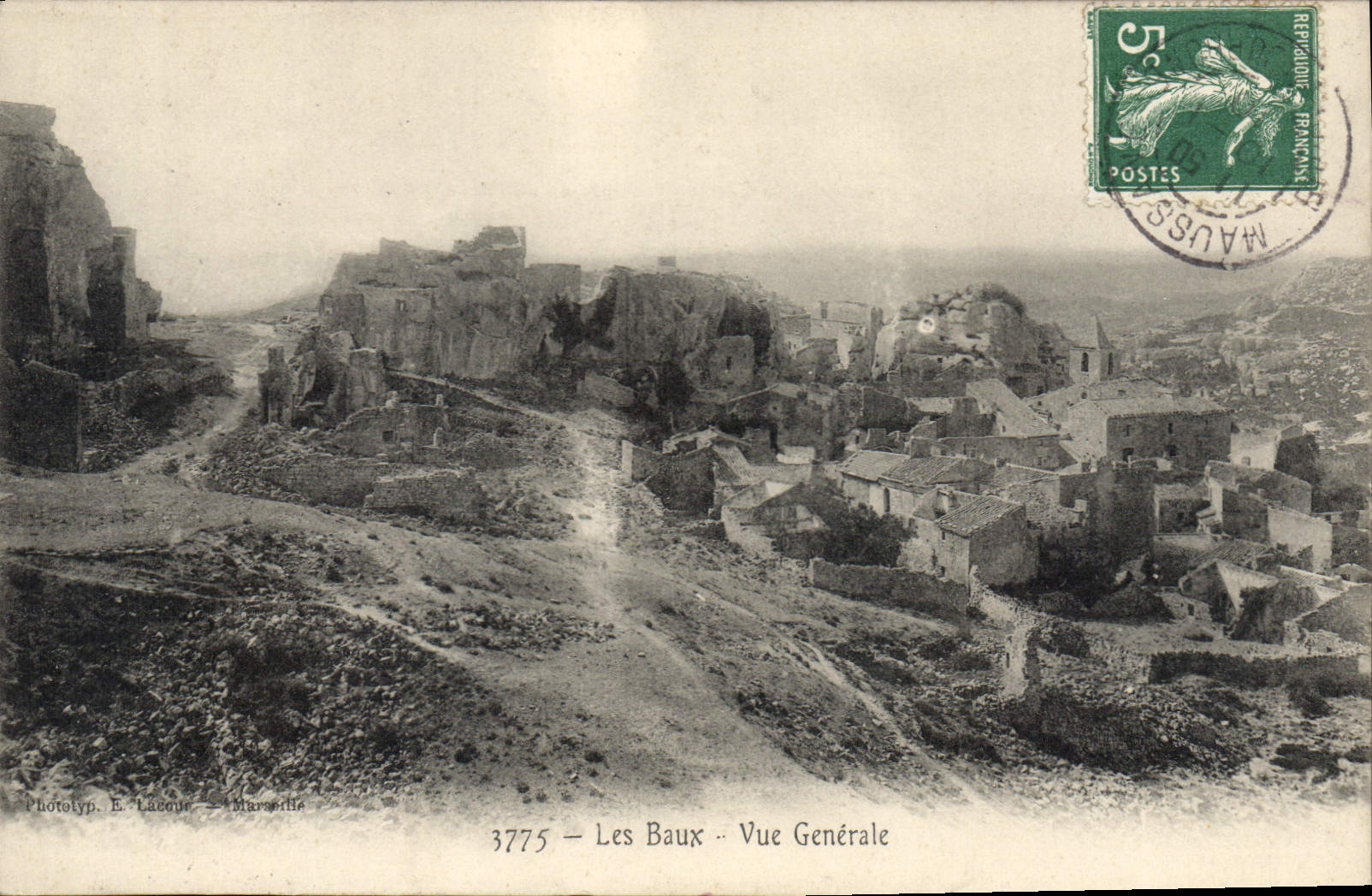 CPA Les Baux vue generale