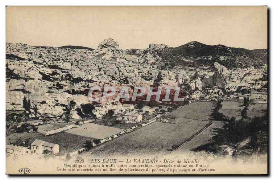 CPA Les Baux Le Val d'Enfer decor de Mireille