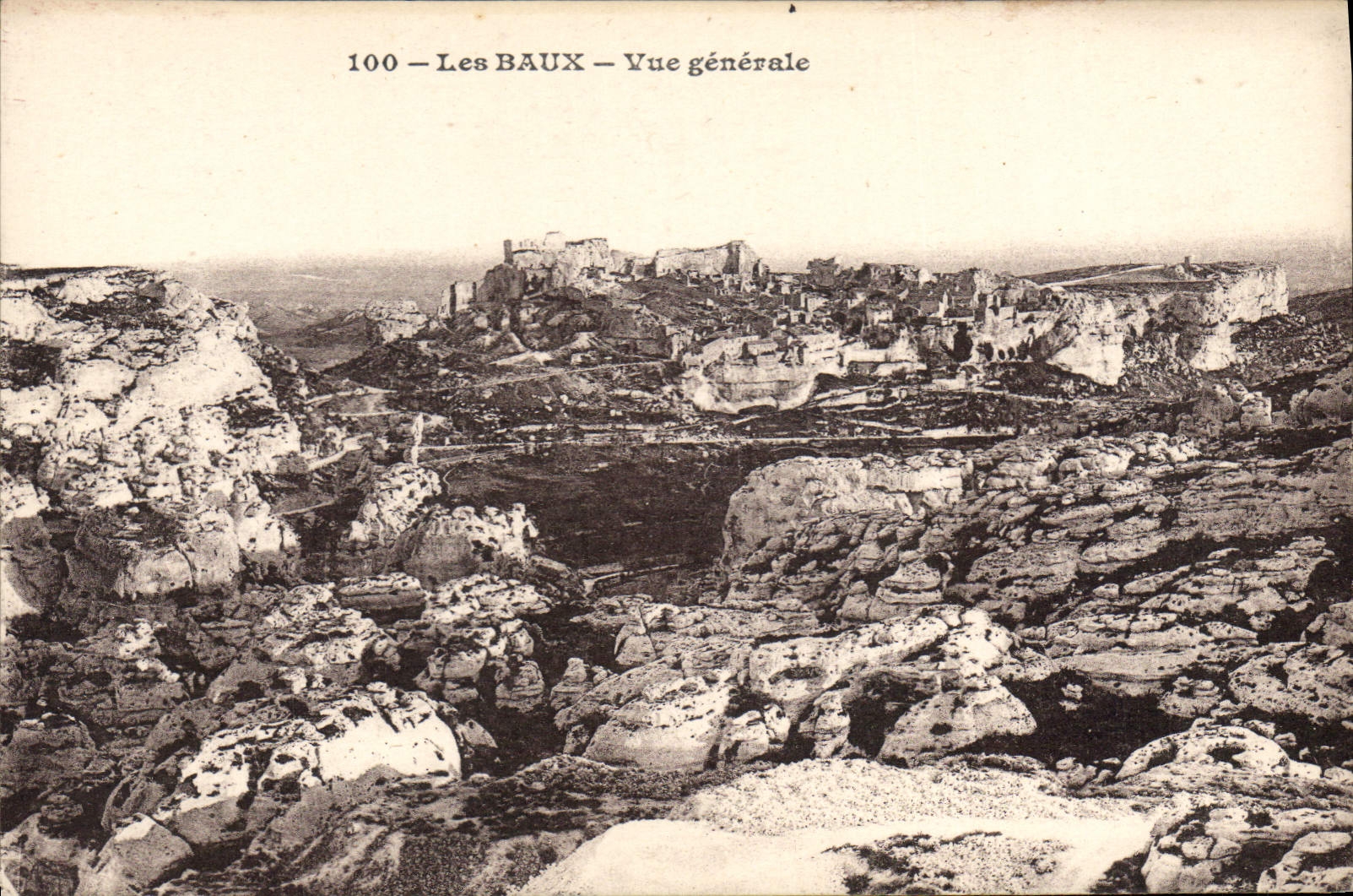 CPA Les Baux Vue generale