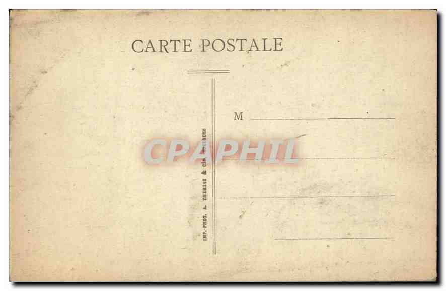 CPA St Remy de Provence Bas Relief du Mausolee (cote sud) sujet sifficile a definir — Verso