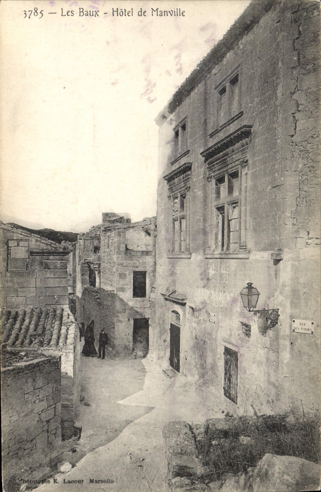 CPA Les Baux Hotel Manville