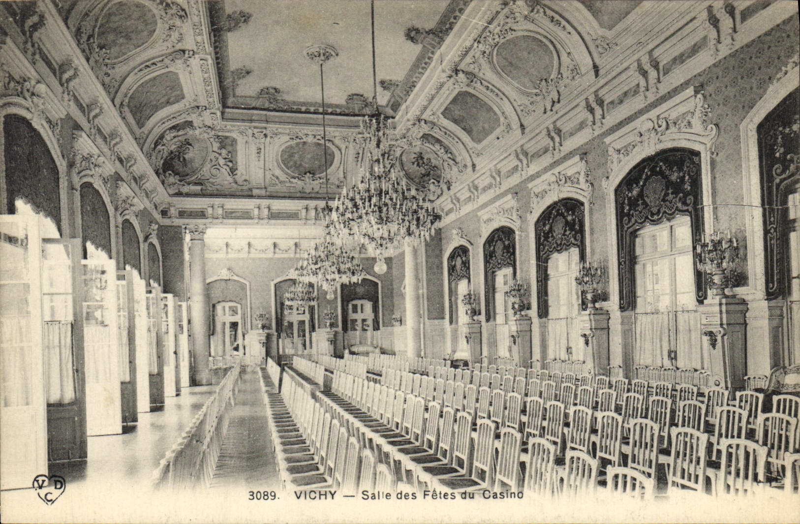 CPA Vichy Salle des Fetes du Casino