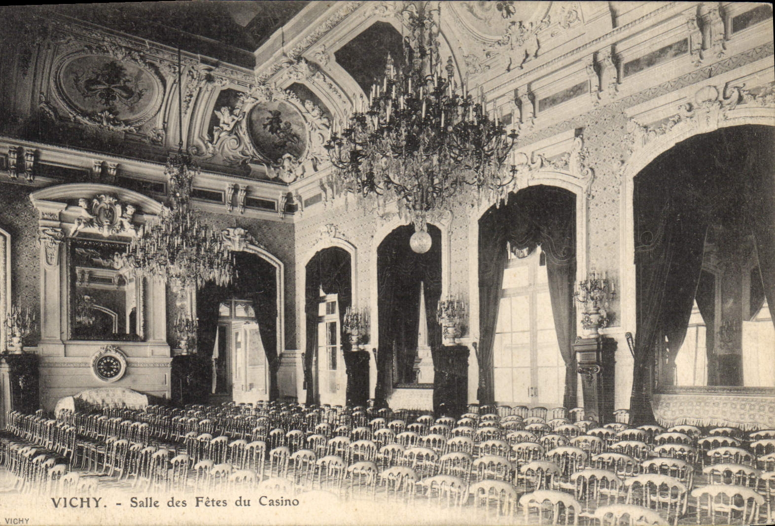 CPA Vichy Salle des Fetes du Casino