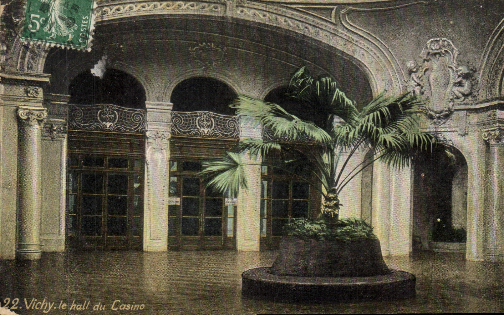 CPA Vichy Le Hall du Casino
