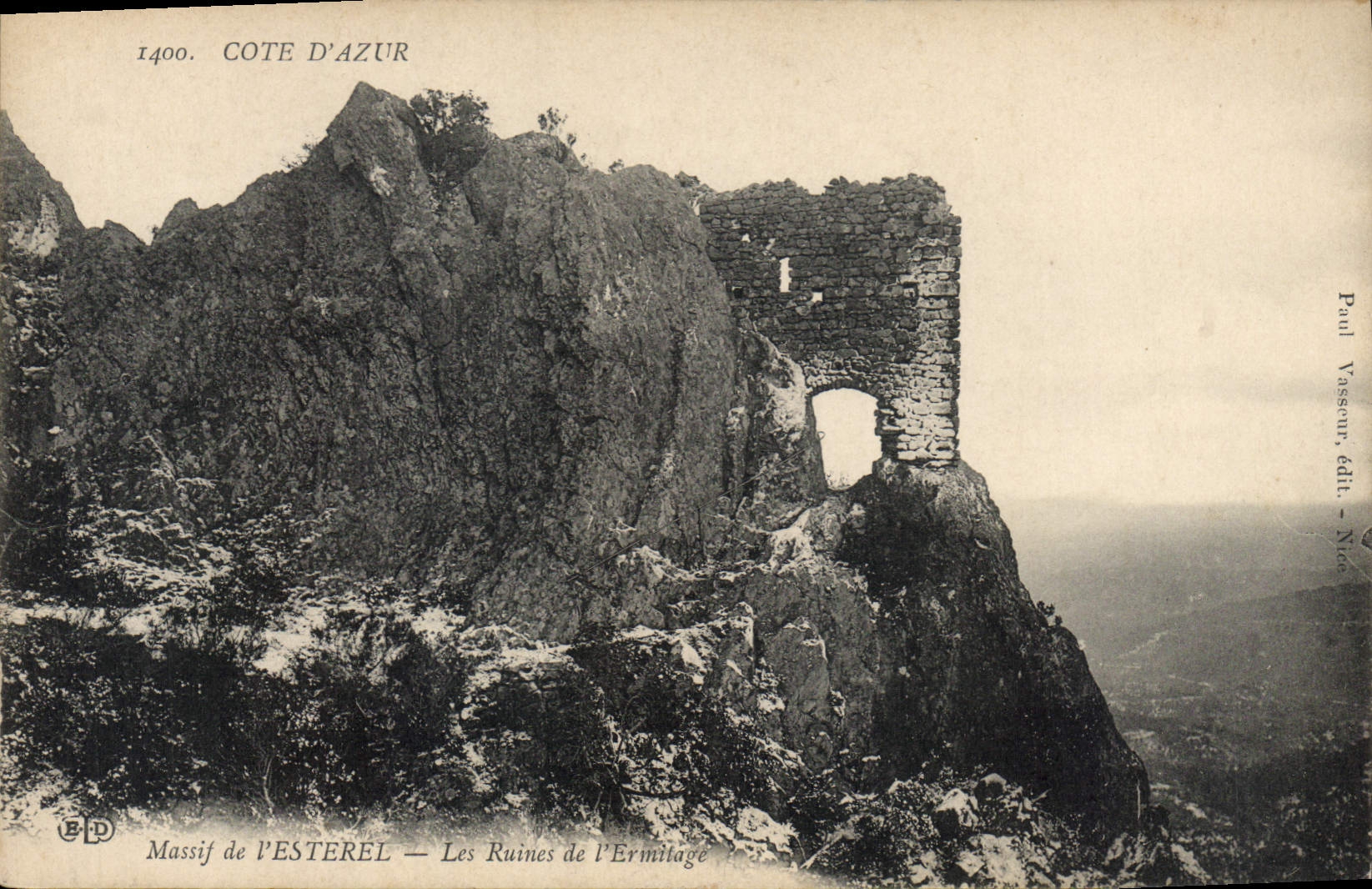 CPA Massif de l'Esterel Les Ruines de l'Ermitage
