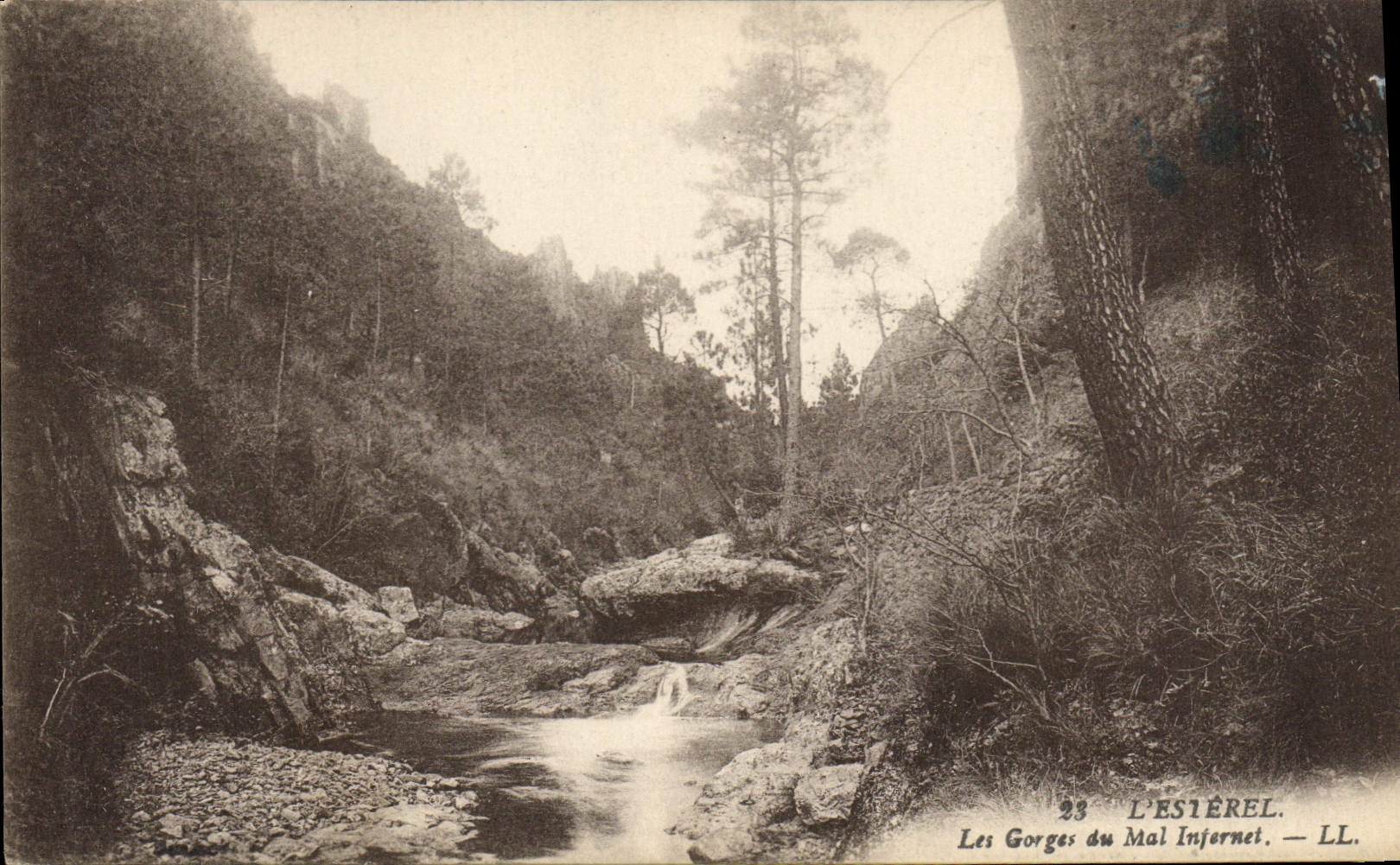 CPA L'Esterel Les Gorges du Mal Infermet