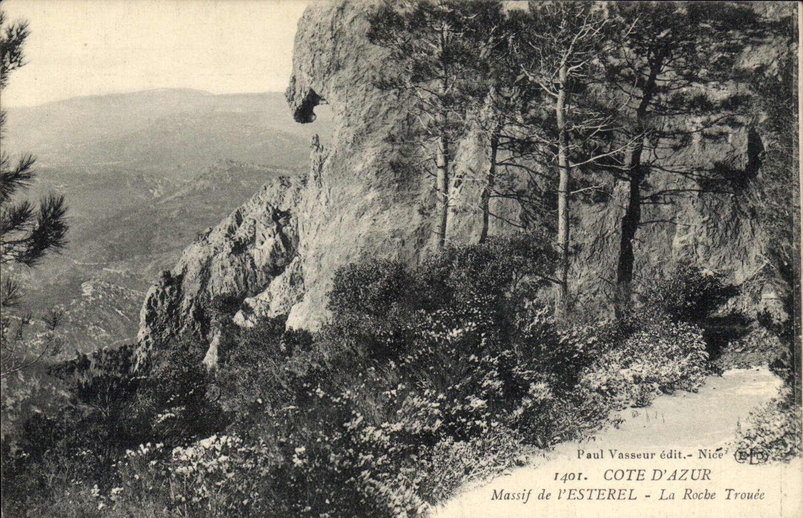 CPA Massif de l'Esterel La Roche Trouee