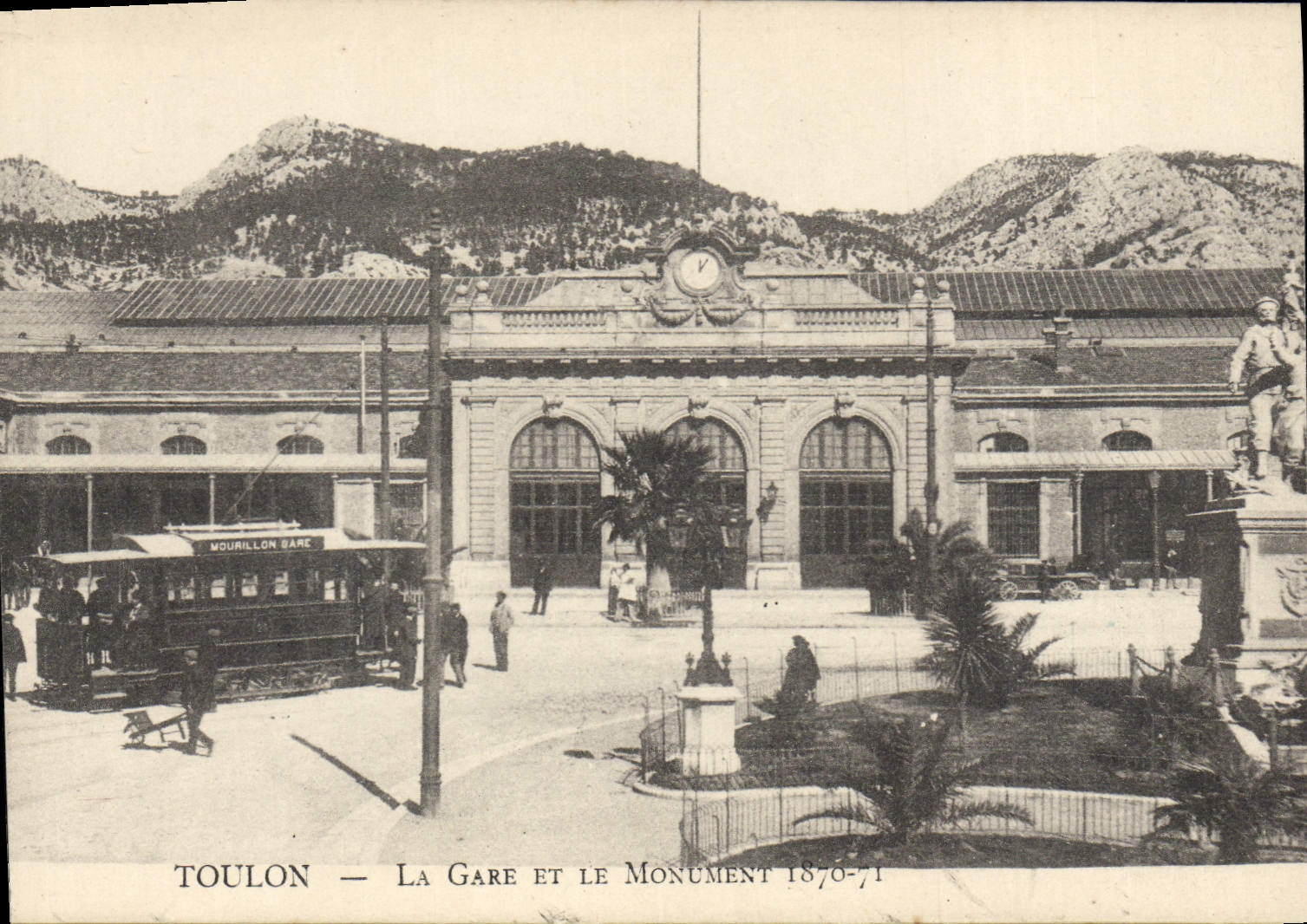 CPA Toulon La Gare et le Monument 1870 Gare