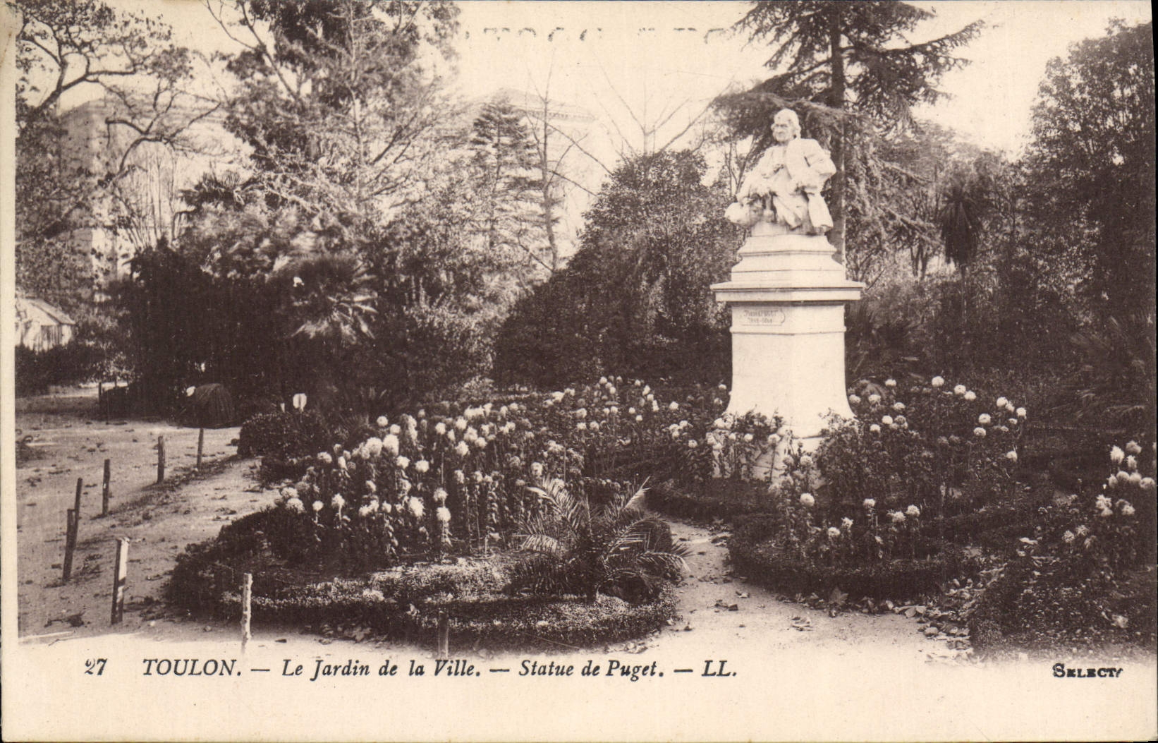 Toulon — Le Jardin de la Ville — Statue de Puget — SELECTY