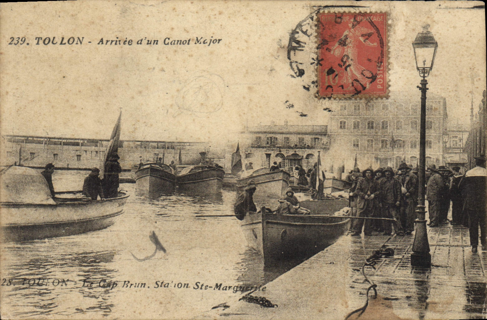 CPA Toulon Arrivee d'un Canot Mejor