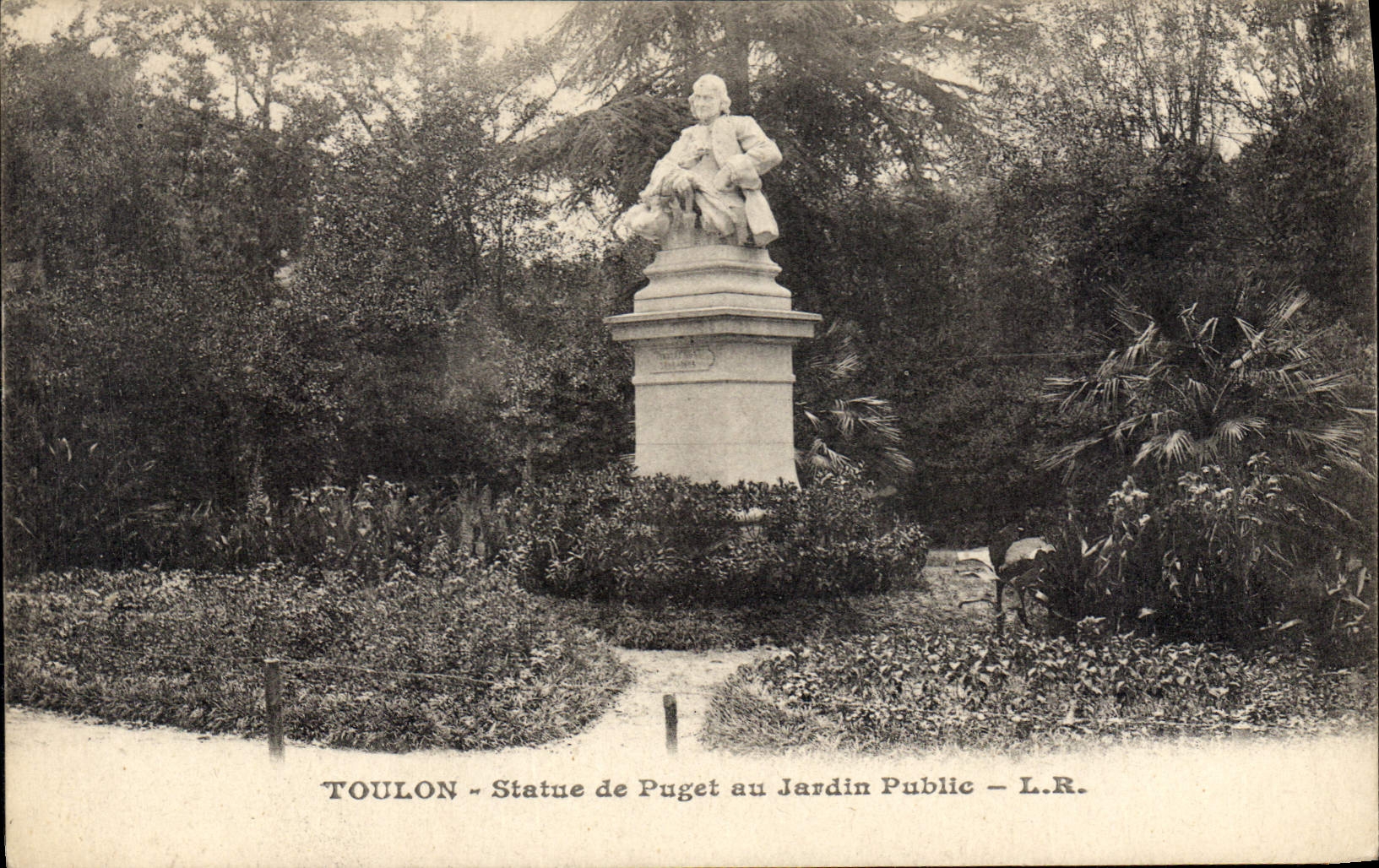 CPA Toulon Statue de Puget au jardin public