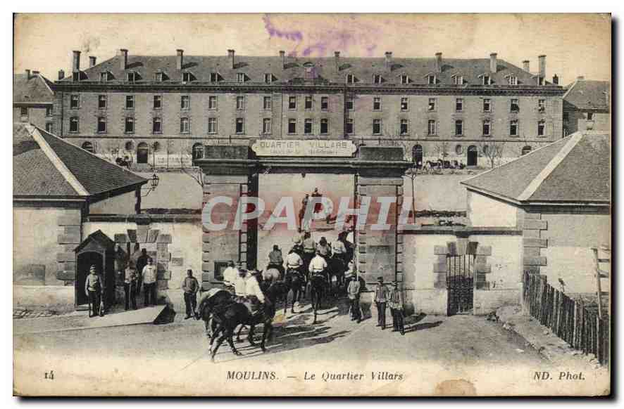 CPA Moulins Le Quartier Villars Militaria