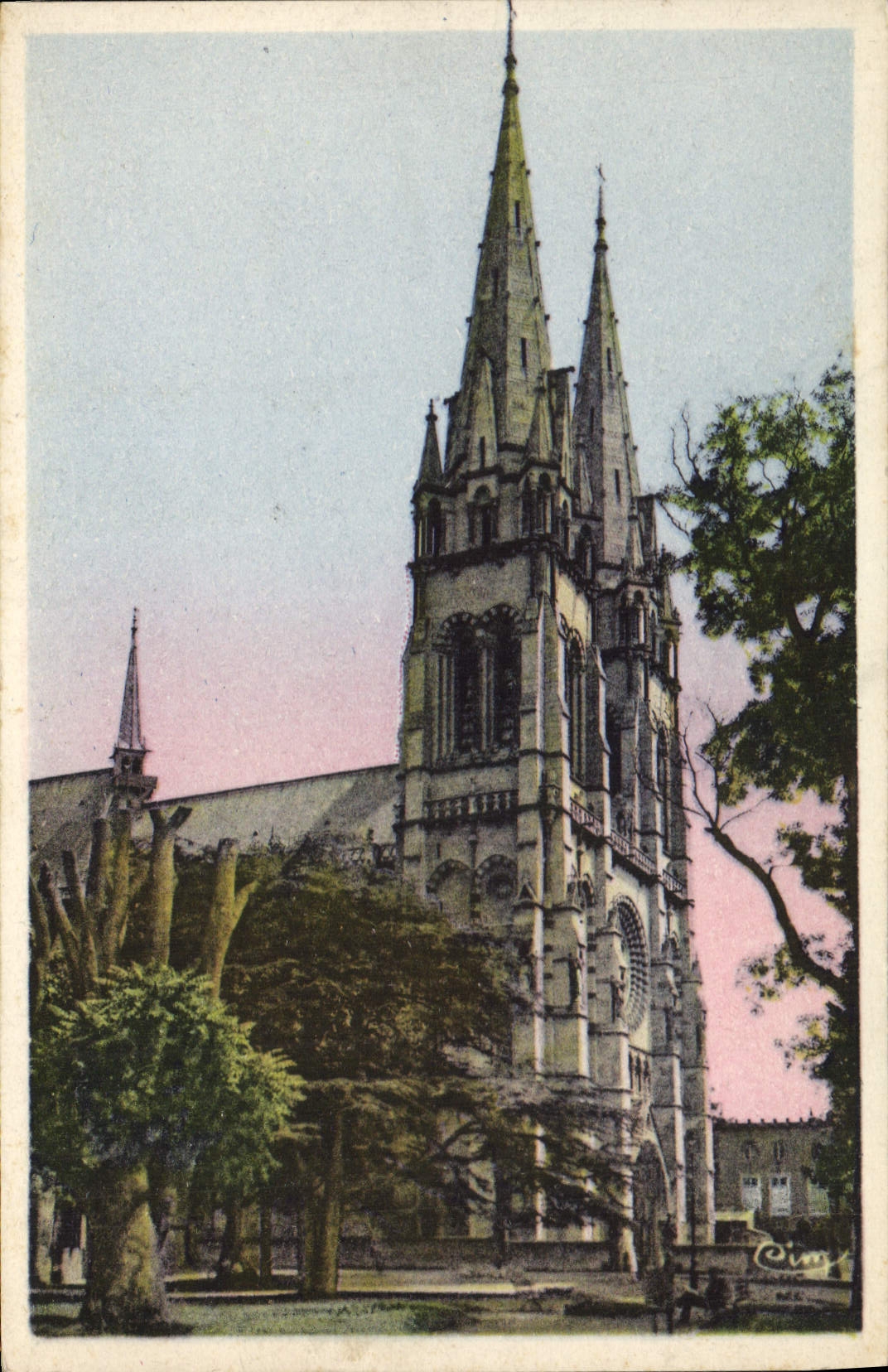 CPA Moulins (Allier) La Cathedrale