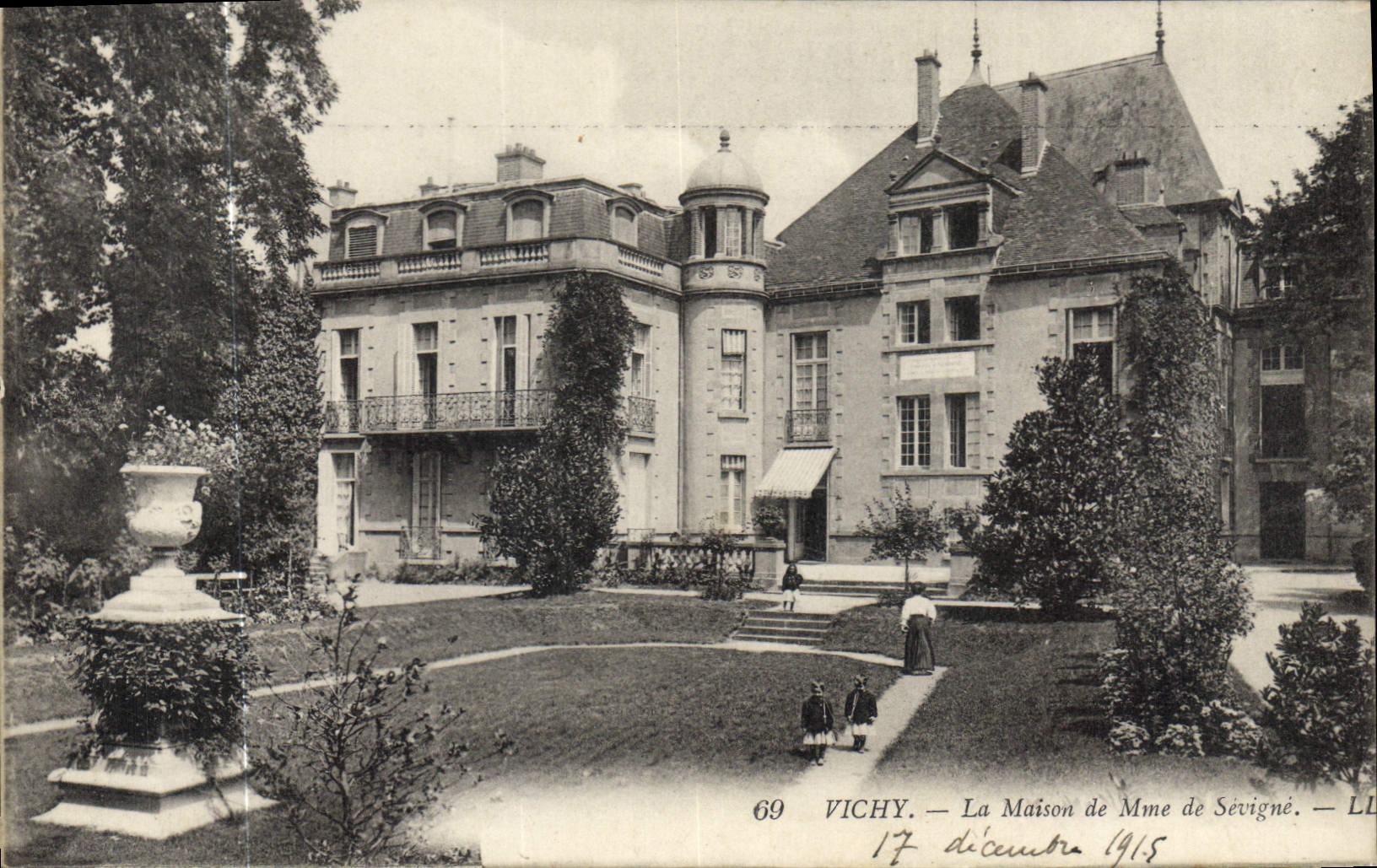 CPA Vichy La Maison de Madame de Sevigne