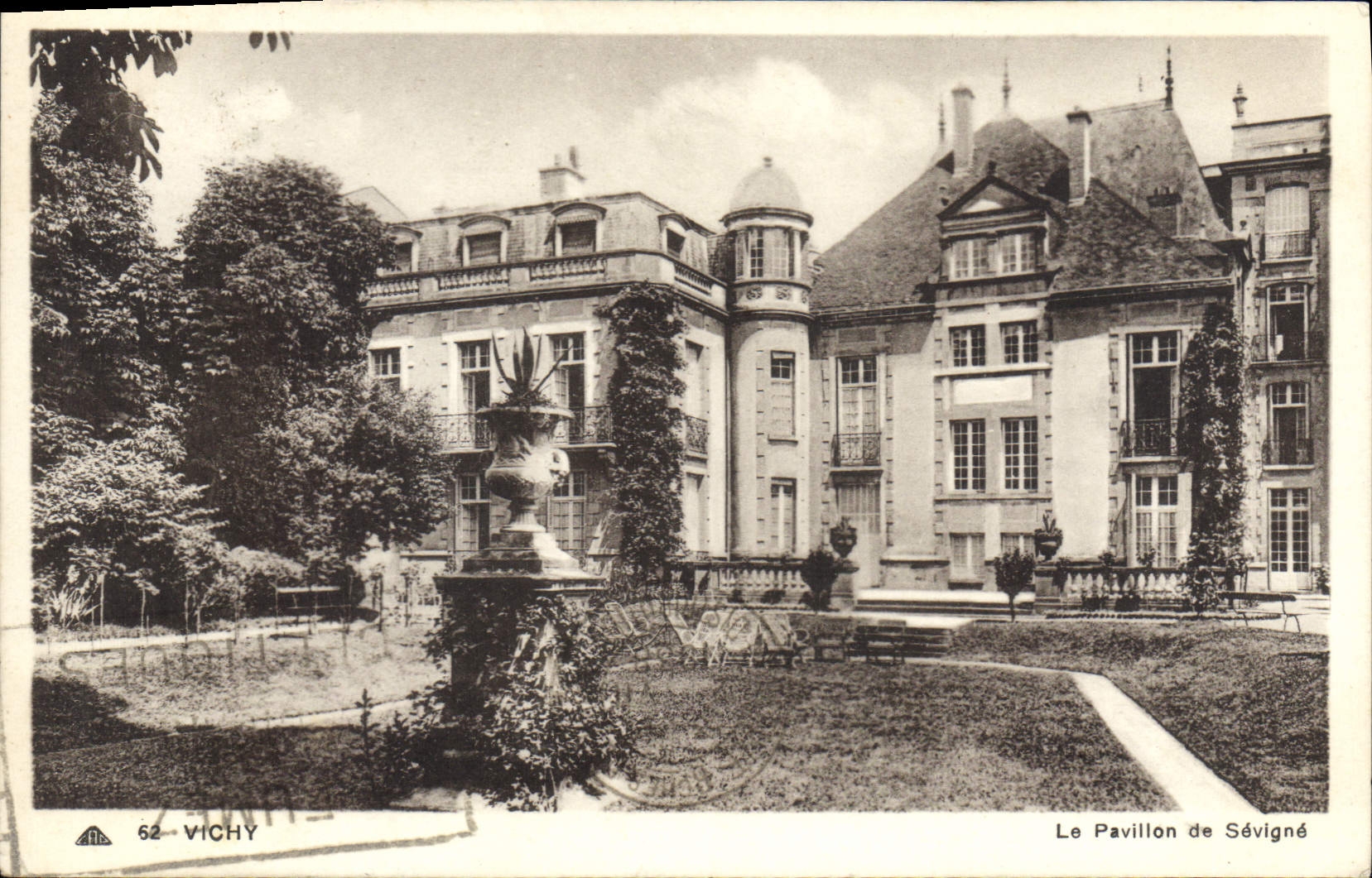 CPA Vichy Le Pavillon de Sevigne