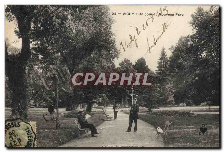 CPA Vichy Un coin du Nouveau Parc