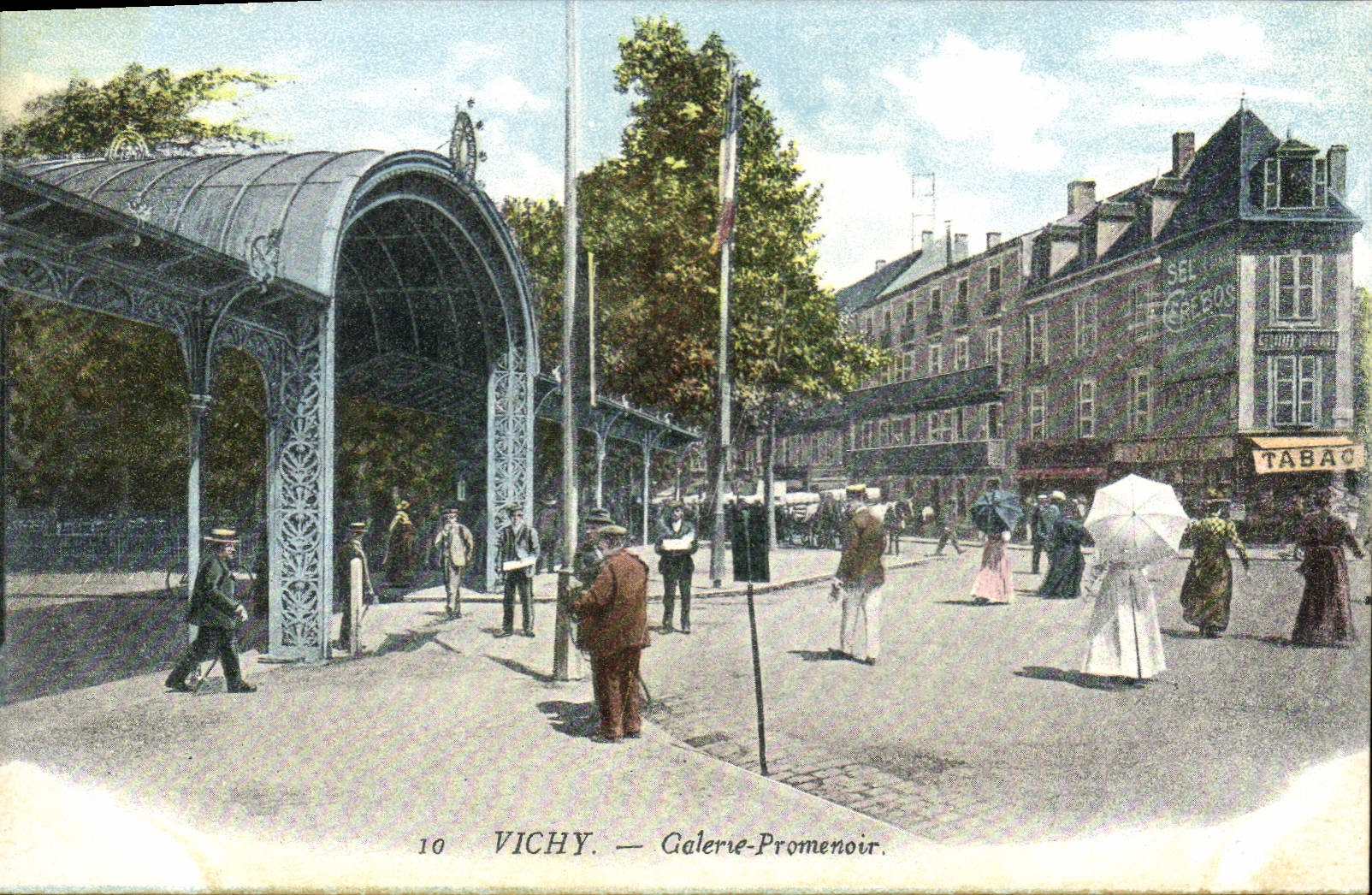 CPA Vichy Galerie Promenoir