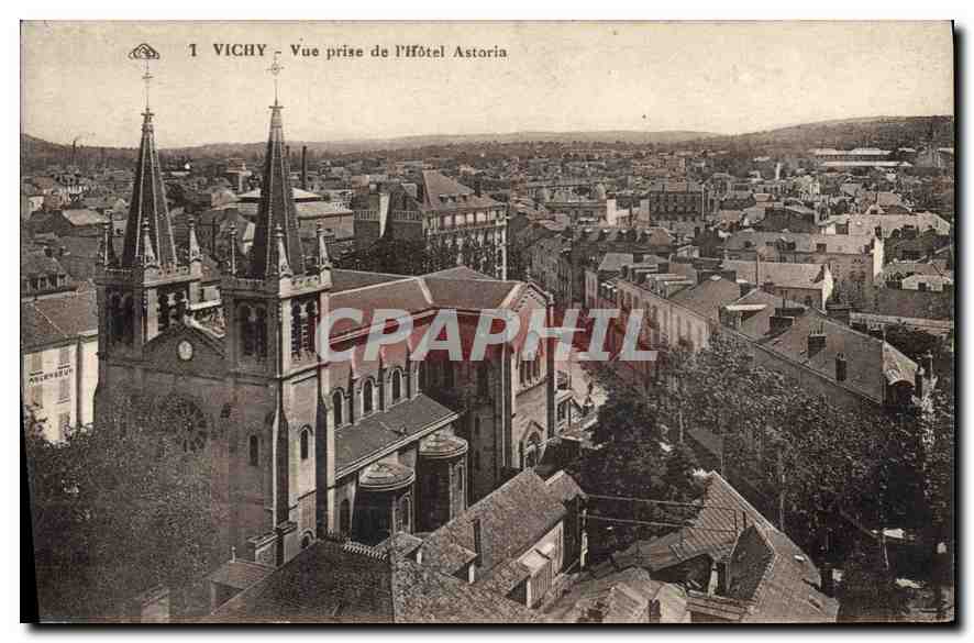 CPA Vichy Vue prise de l'Hotel Astoria