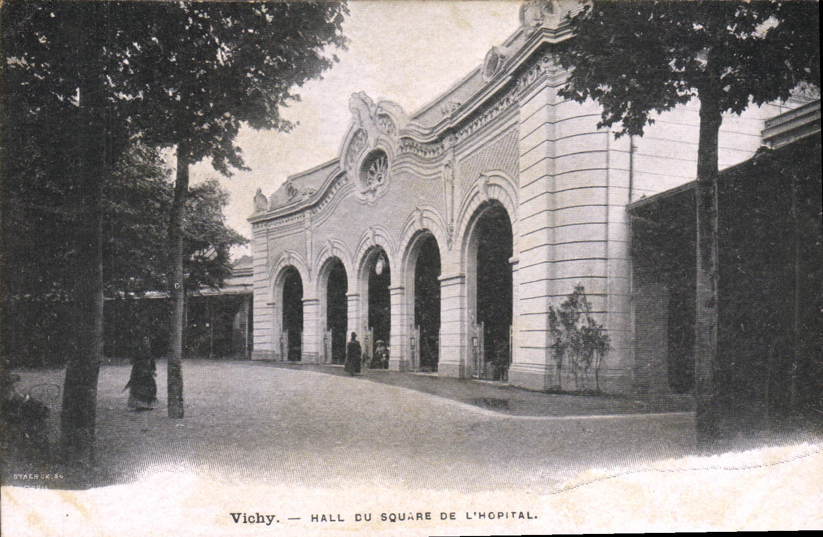 CPA Vichy Hall du Square de l'Hopital