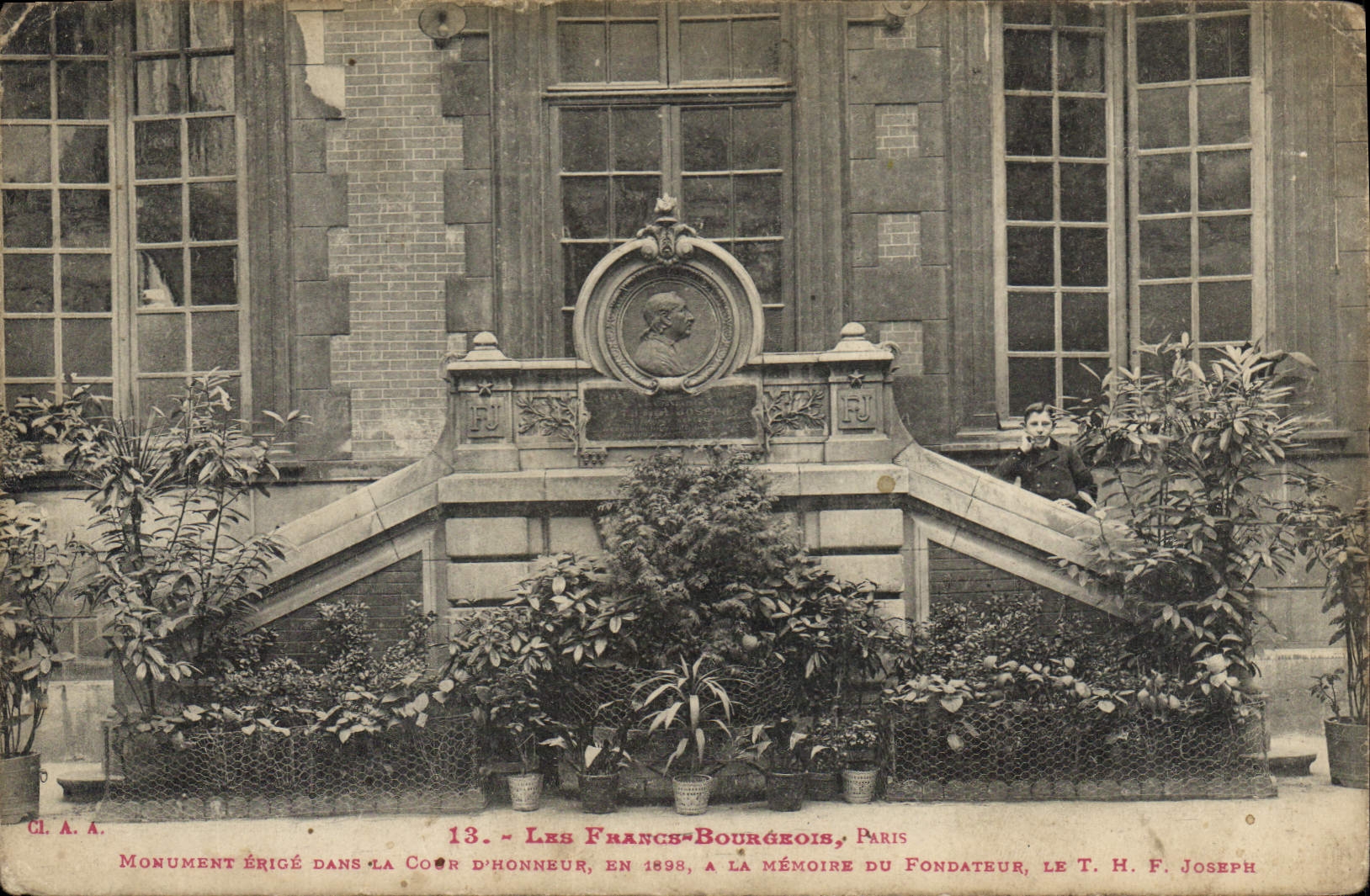 CPA Paris Les Francs Bourgeois Paris 
