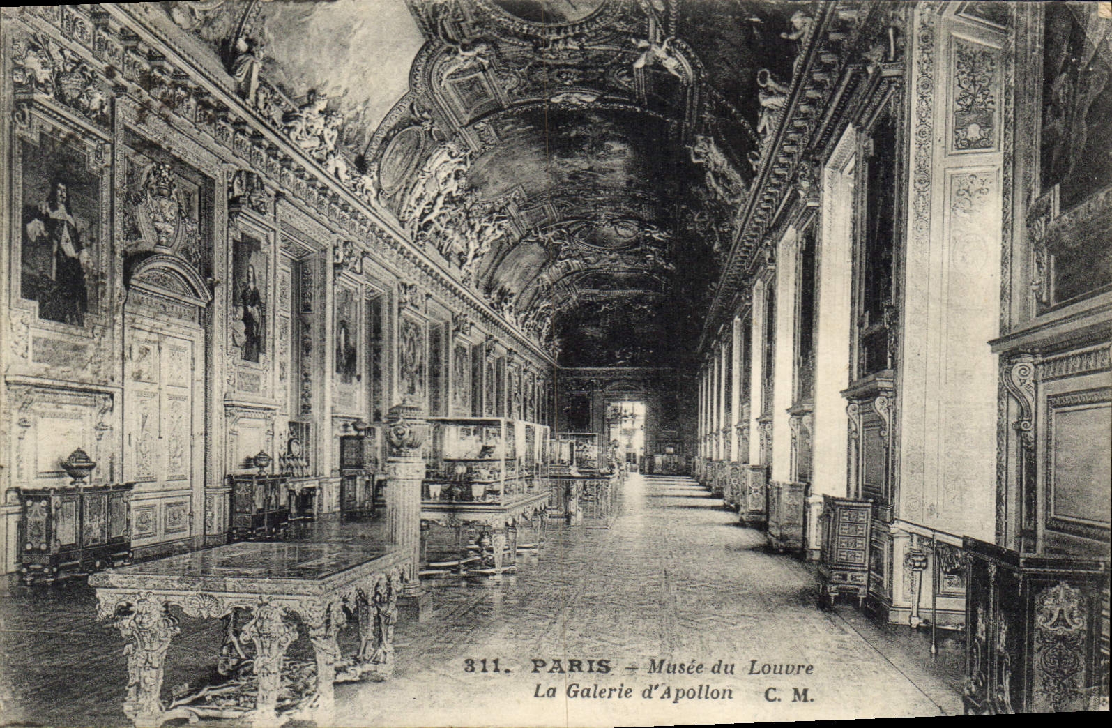 CPA Paris Musee du Louvre La galerie d'Apollon