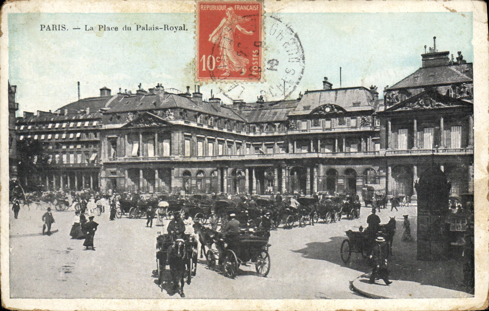 CPA Paris La Place du Palais Royal
