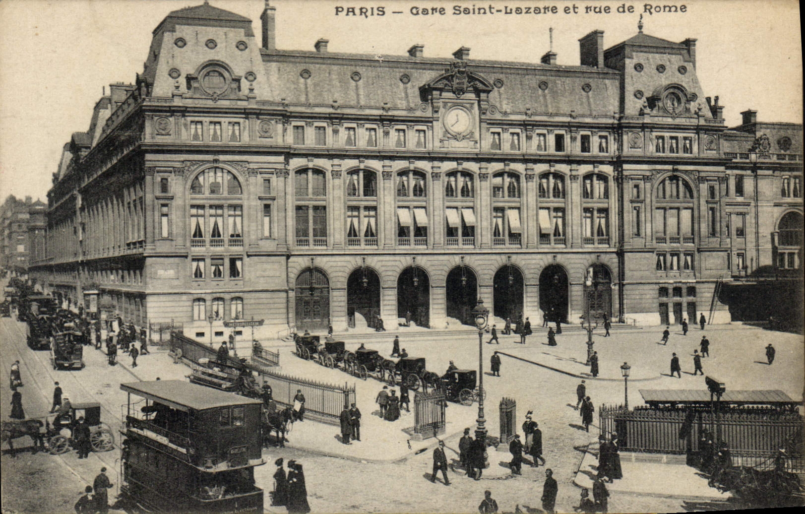 CPA Paris Gare Saint Lazere et rue de Rome