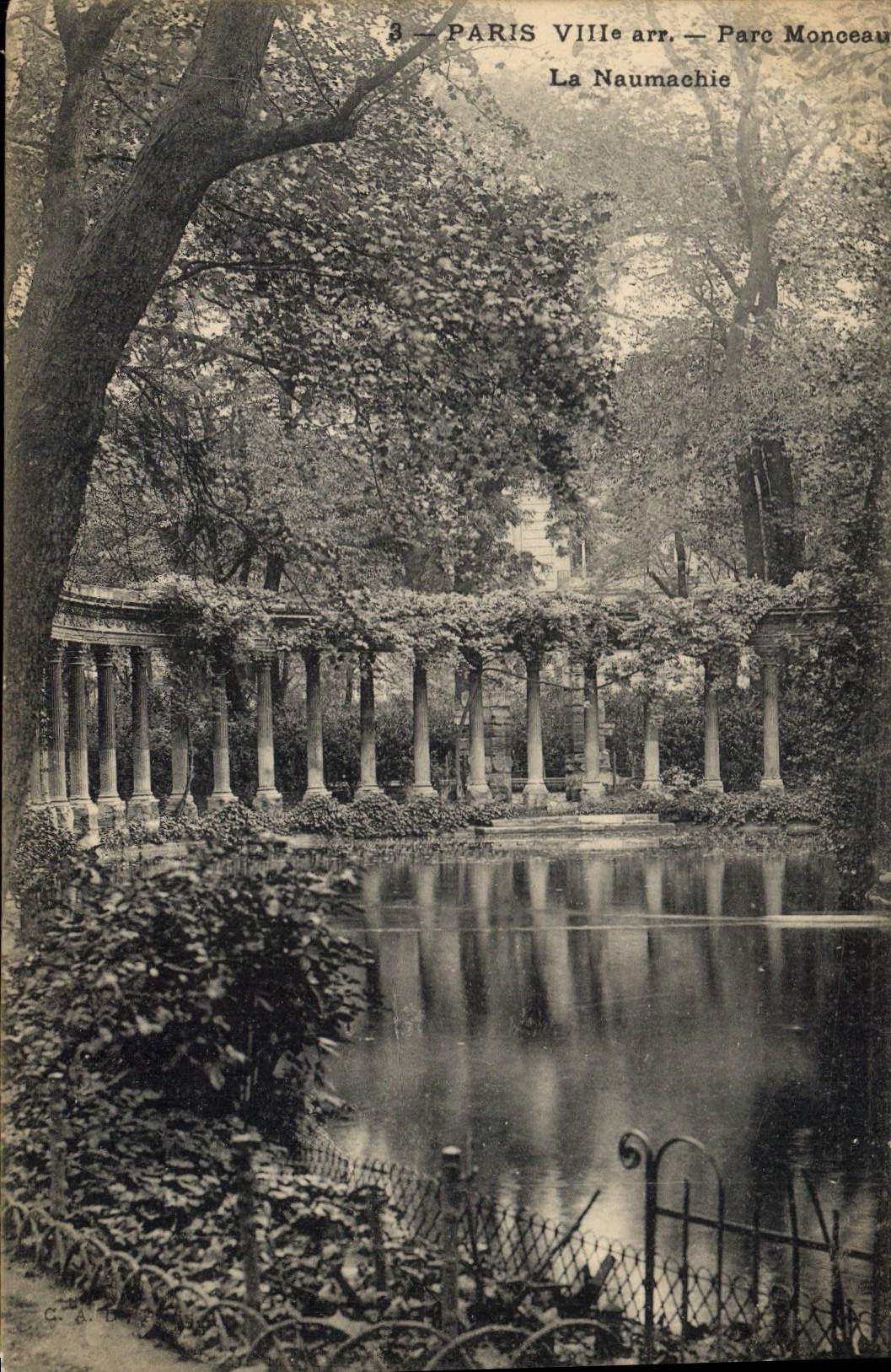CPA Paris (VIIIe) Parc Monceau La Naumachie