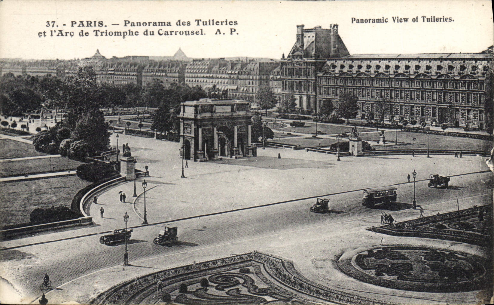 CPA Paris Panorama des Tuileries et l'Arc de Triomphe du Carrousel