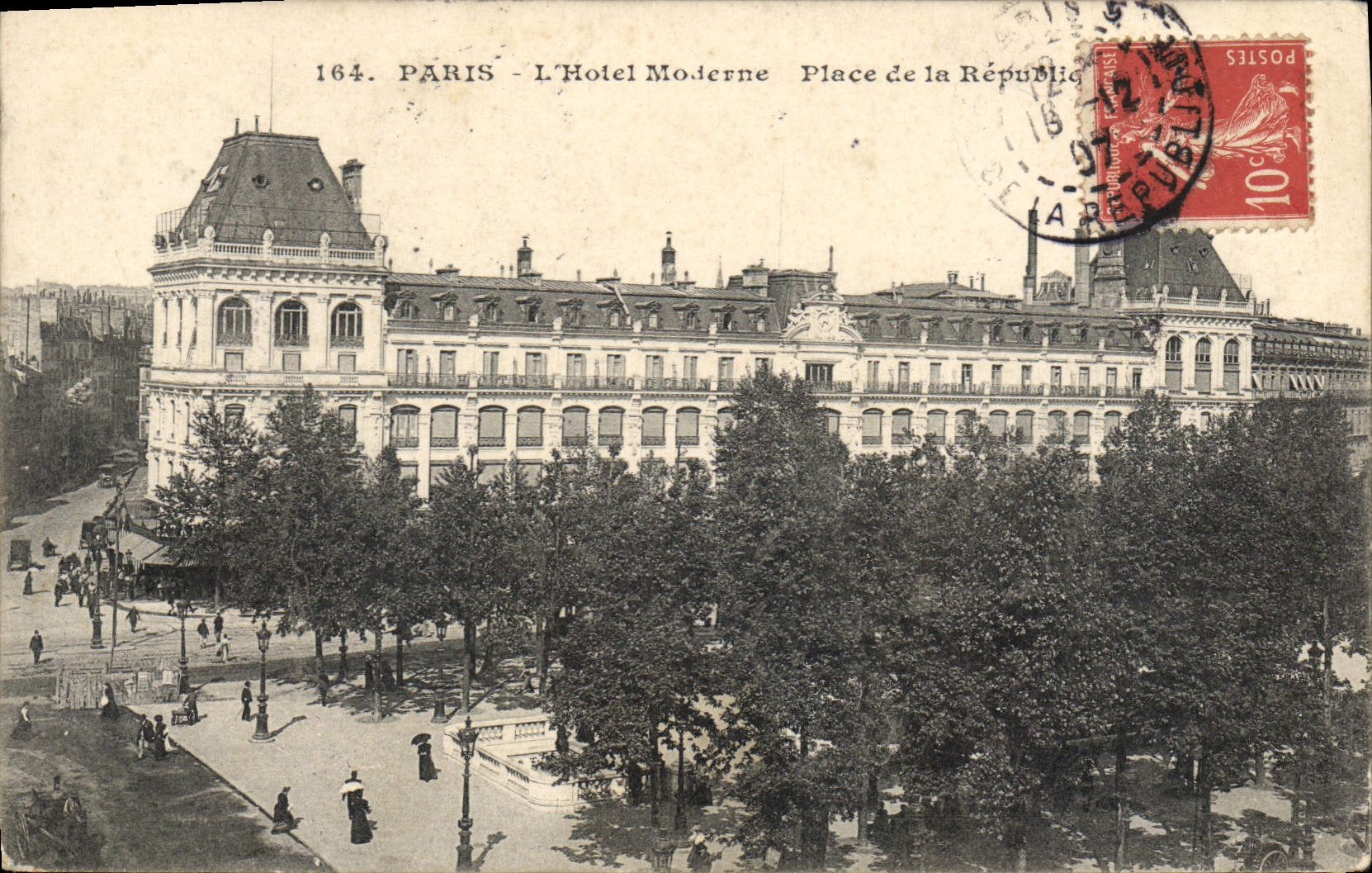 CPA Paris L'Hotel Moderne Place de la Republique