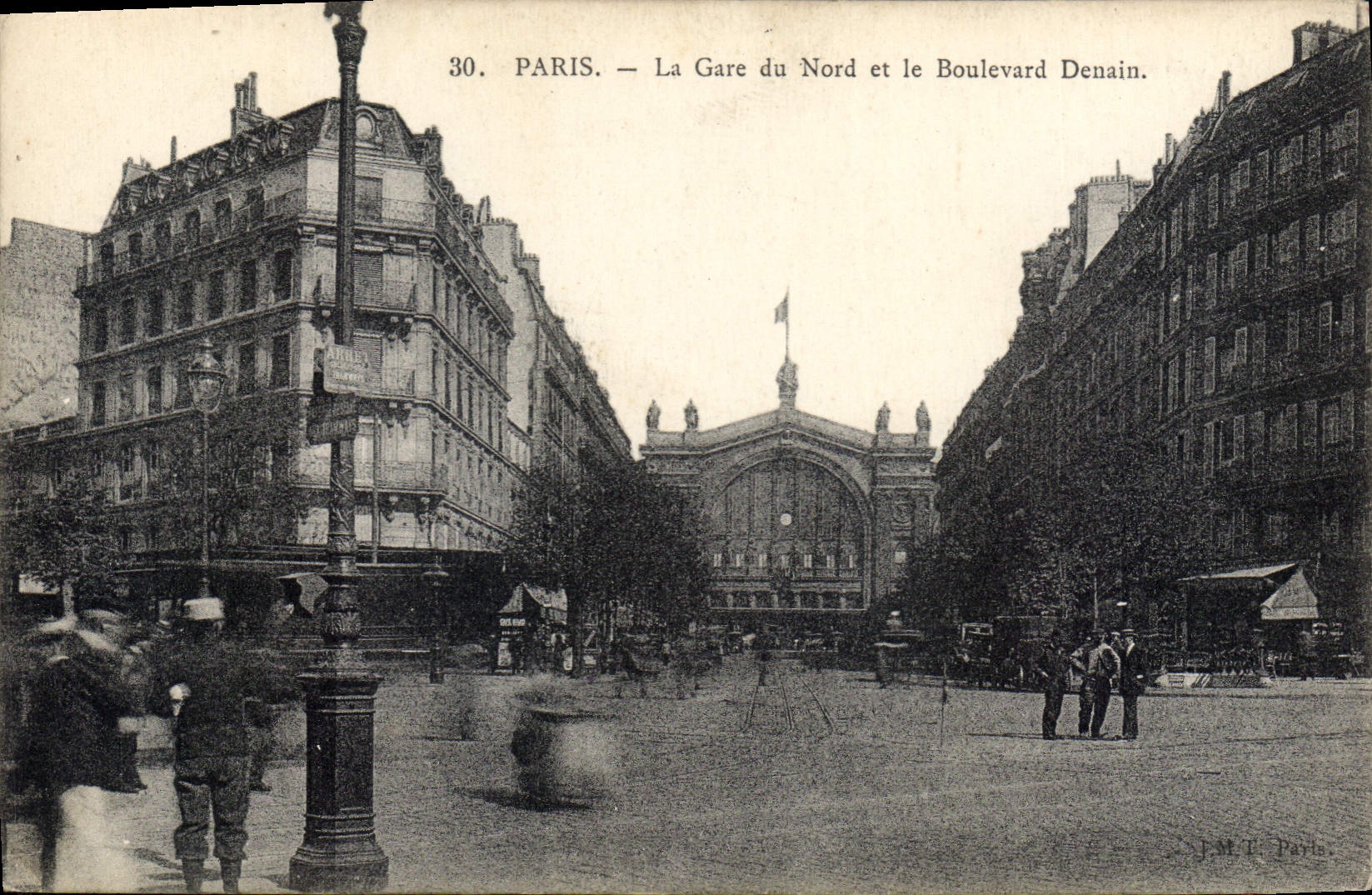 CPA Paris La Gare du Nord et le Boulevard Denain