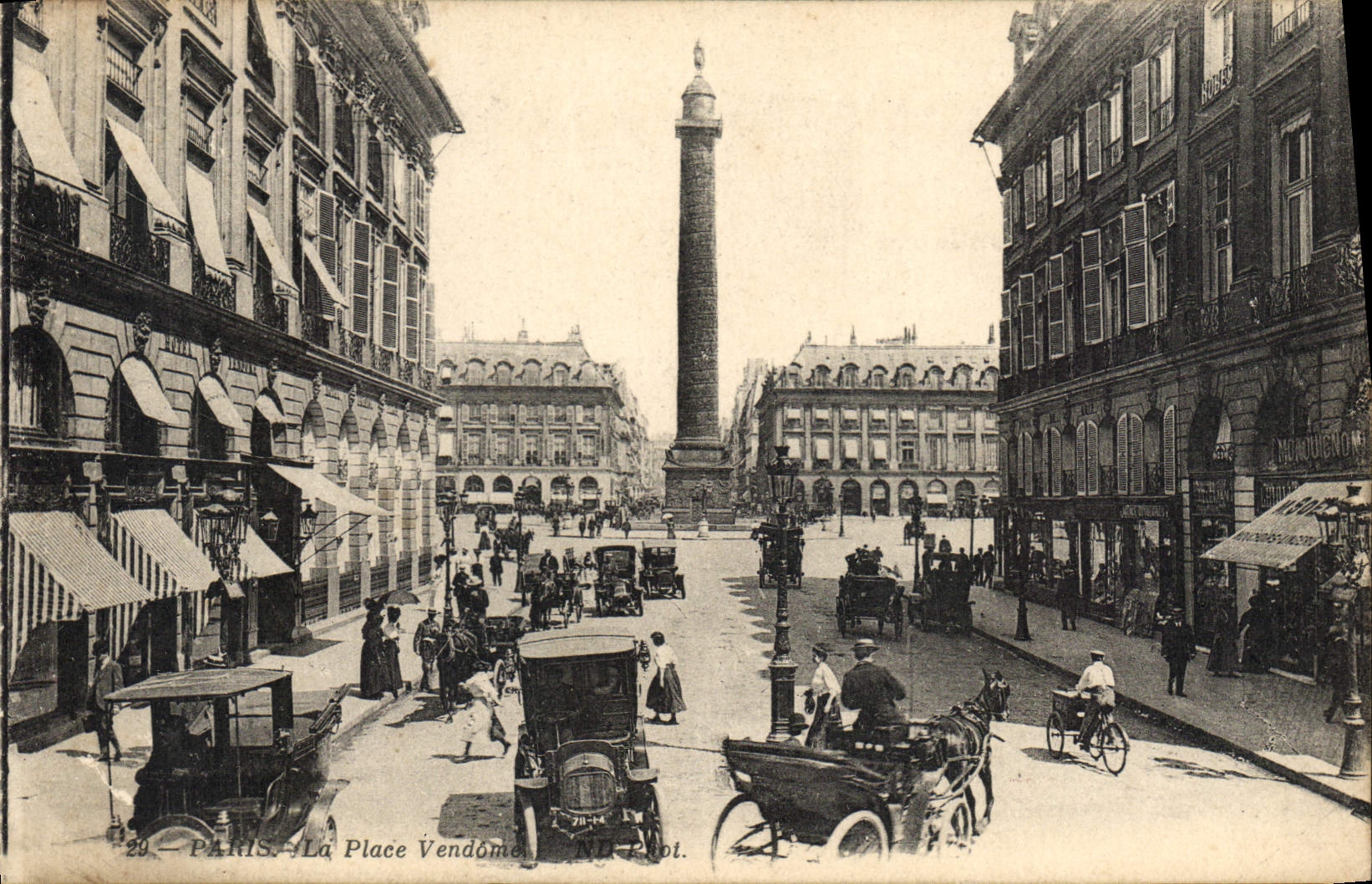 CPA Paris La Place Vendome