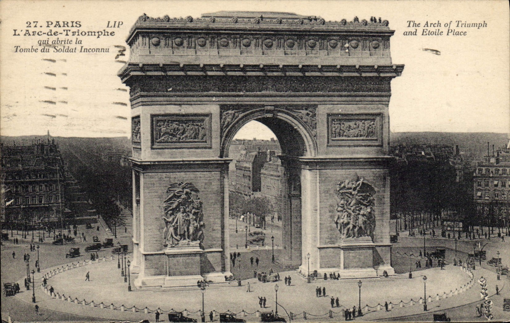 CPA Paris L'Arc de Triomphe qui abrite la Tombr du Soldat Inconnu