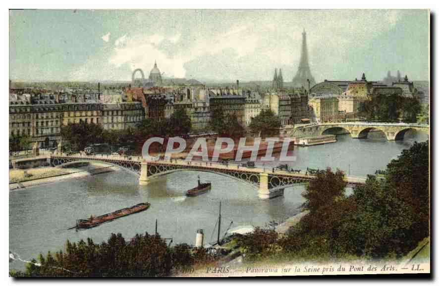 CPA Paris Panorama sur la Seine pris du Pont des Arts Tour Eiffel
